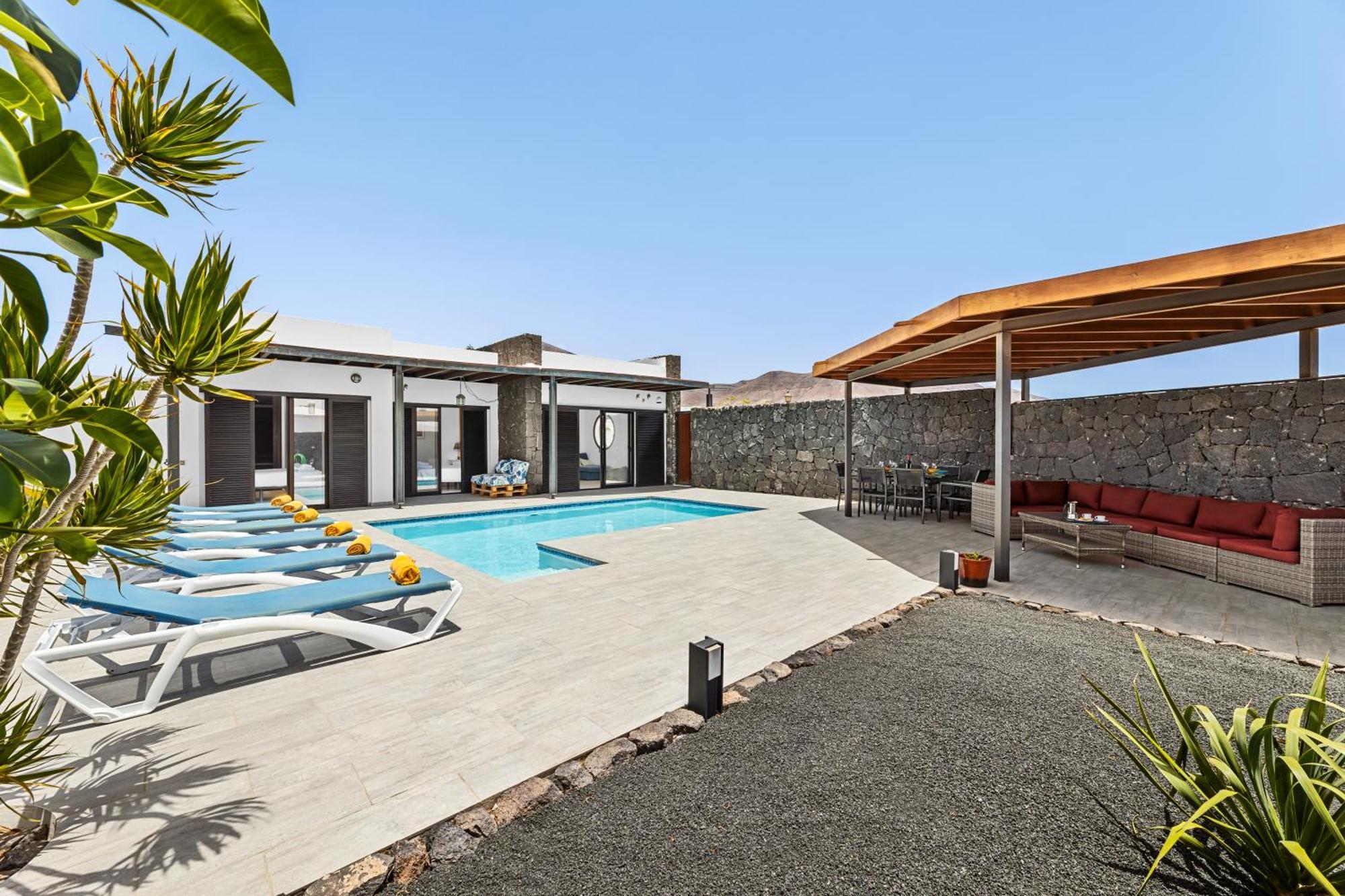 3 Bedroom Villa With Private Pool Close To Papagayo Beach Playa Blanca  Luaran gambar